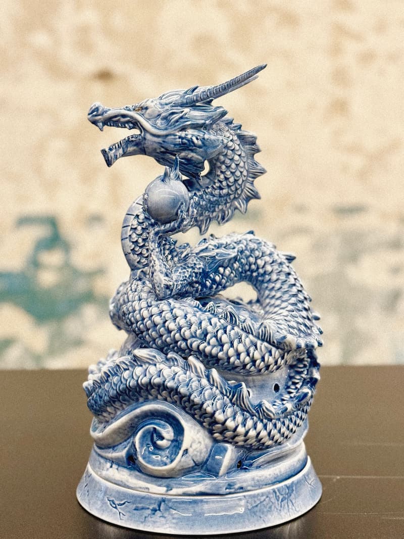 YEENJOY 打造龙年限定陶瓷雕塑「辰龙献瑞」