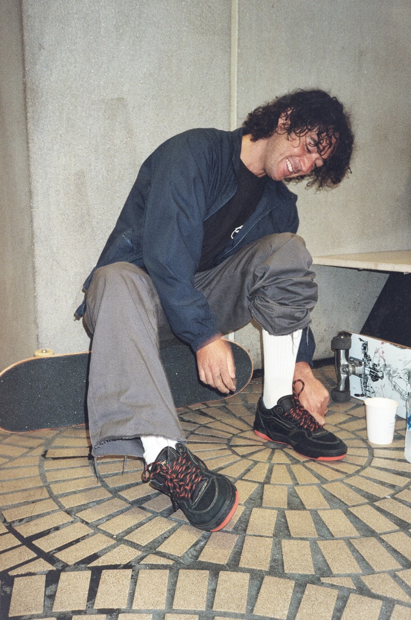 Vans 携手 Spitfire Wheels 推出联名系列