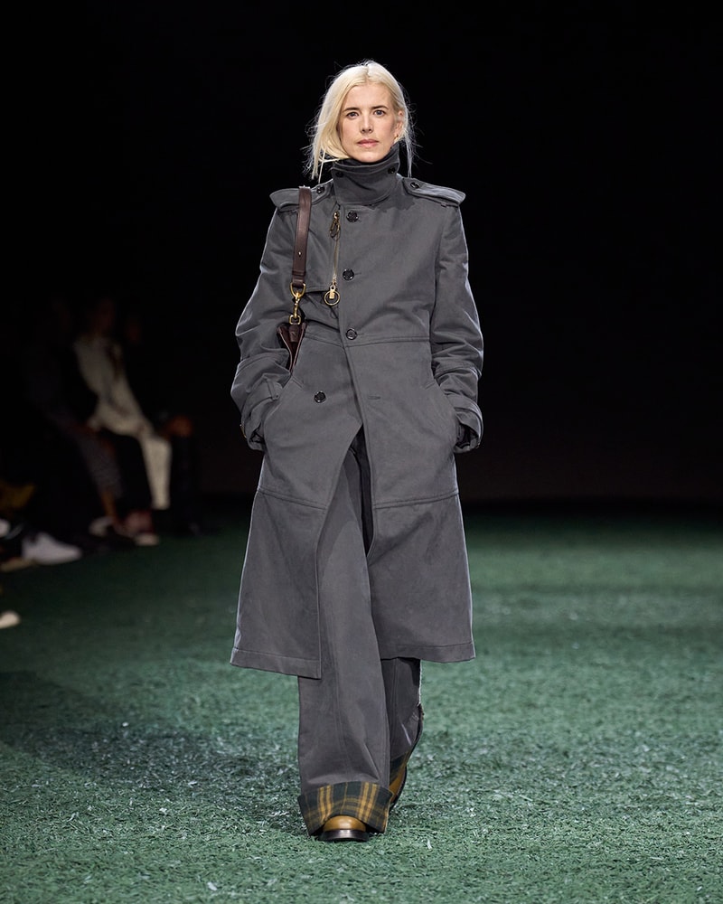 Burberry 2024 冬季系列大秀登場