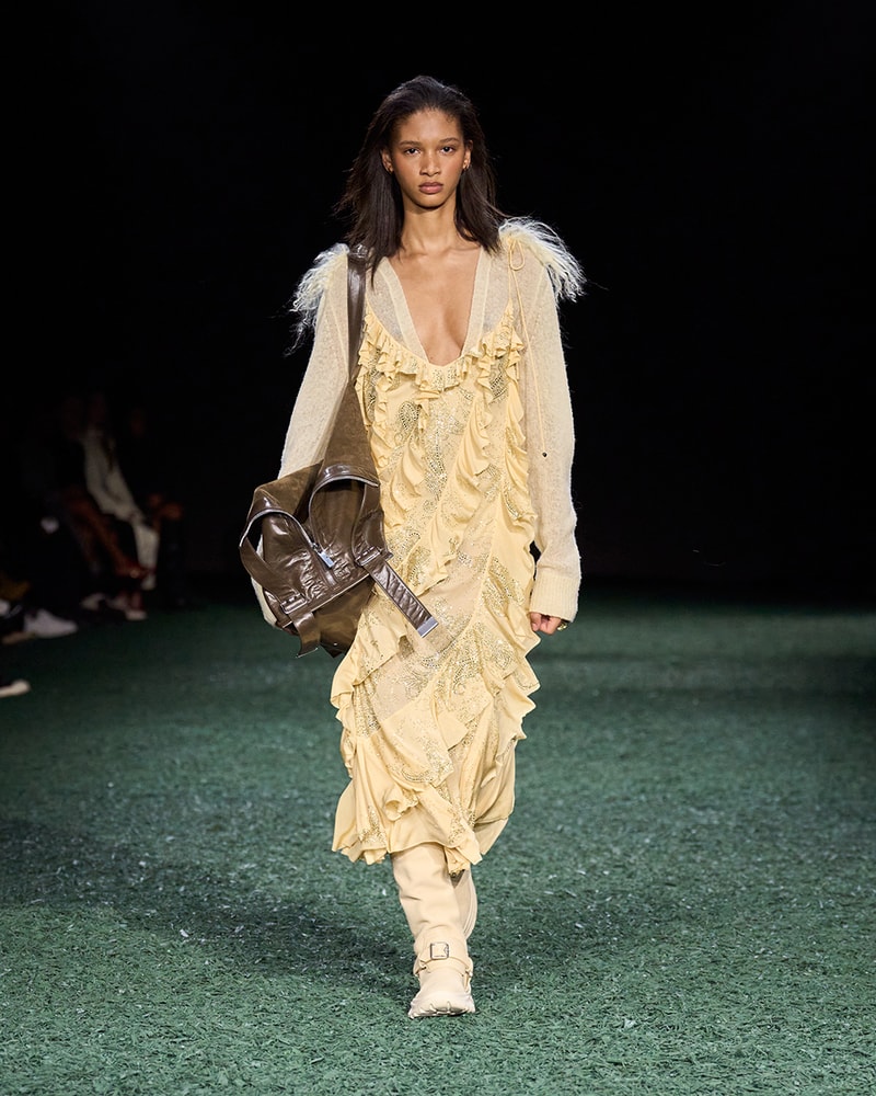 Burberry 2024 冬季系列大秀登場