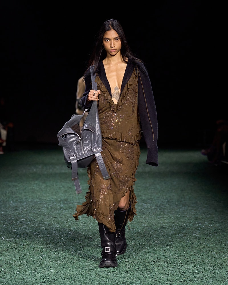 Burberry 2024 冬季系列大秀登場