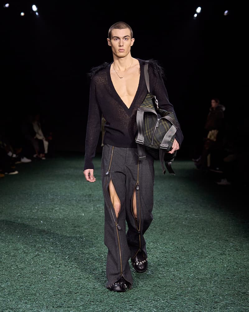Burberry 2024 冬季系列大秀登場