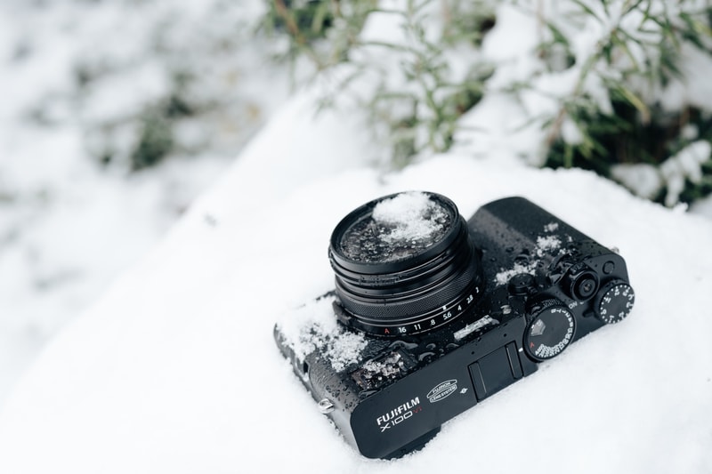 Fujifilm 发布全新掌上型相機 X100VI