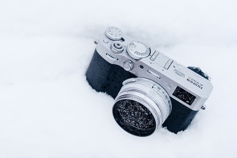 Fujifilm 发布全新掌上型相機 X100VI