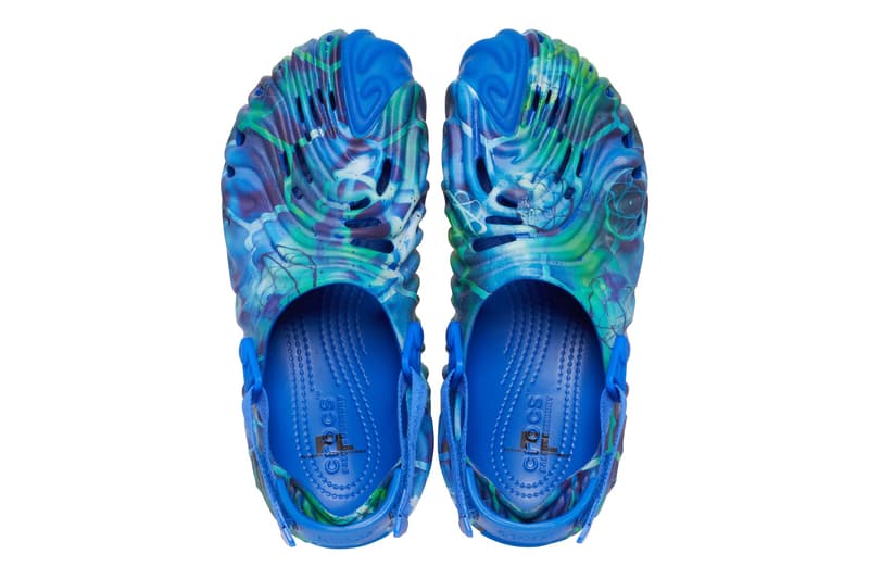 Crocs 携手 Salehe Bembury 与 FUTURA 推出全新联名鞋款