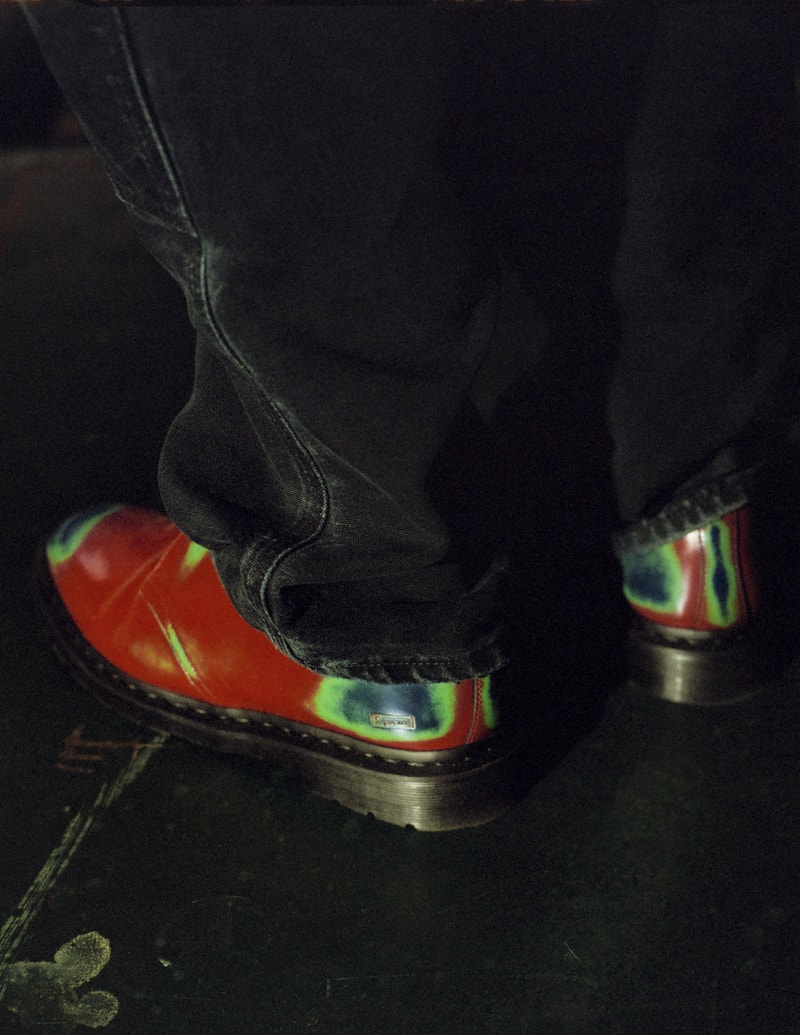 Supreme x Dr. Martens 2024 春季联名系列发布