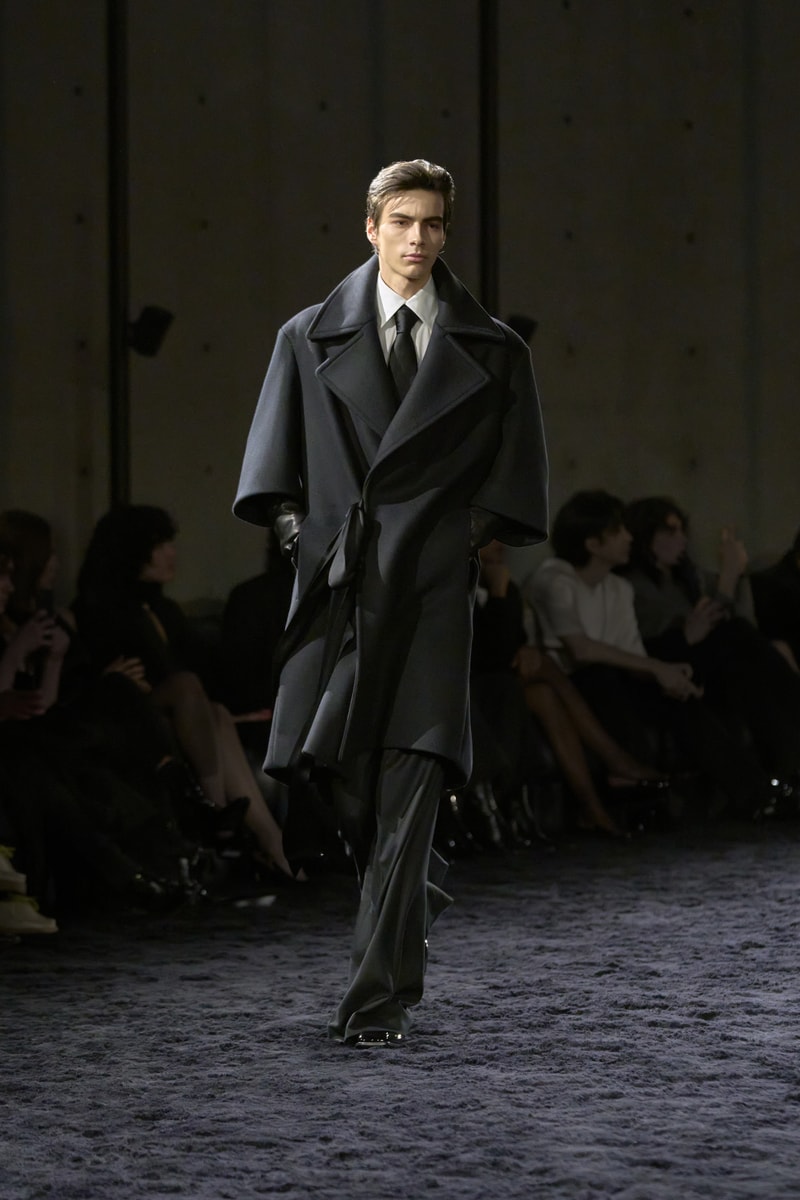 SAINT LAURENT 发布 2024 冬季男装系列
