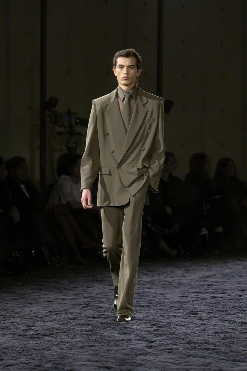 SAINT LAURENT 发布 2024 冬季男装系列