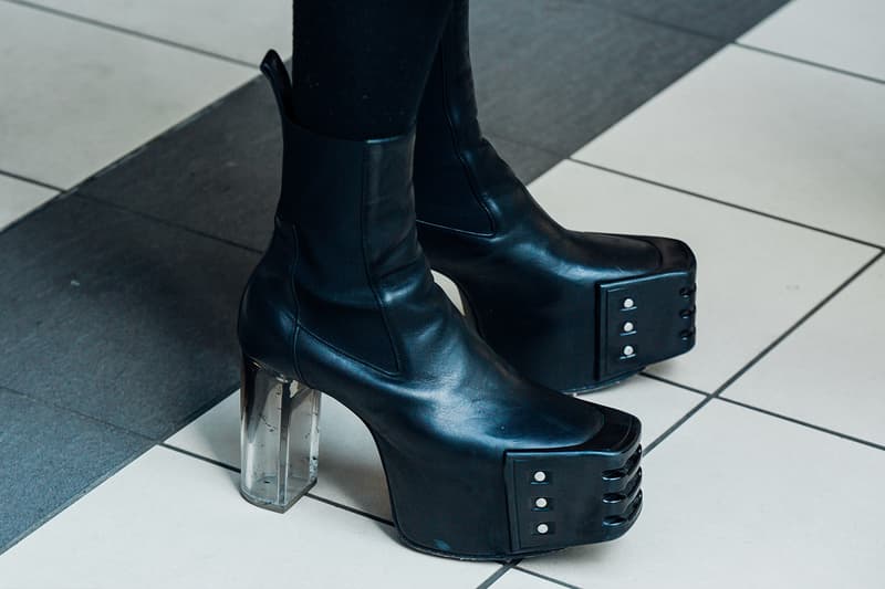 Street Style: 2024 秋冬東京時裝週街頭鞋款趨勢