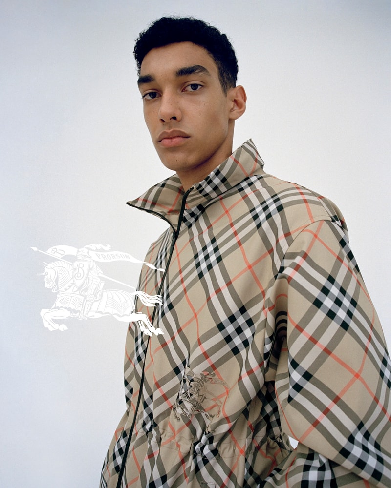 Burberry 推出全新经典之作系列