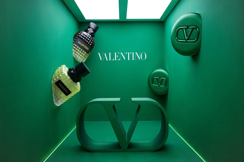 VALENTINO 于上海开设「纵情绿」限时自拍馆