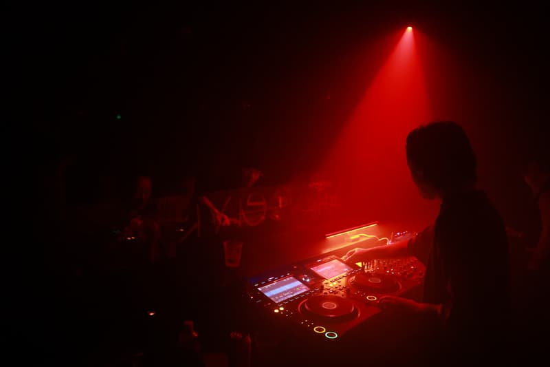 走进 Maison MIHARA YASUHIRO 中国首场快闪及电音派对