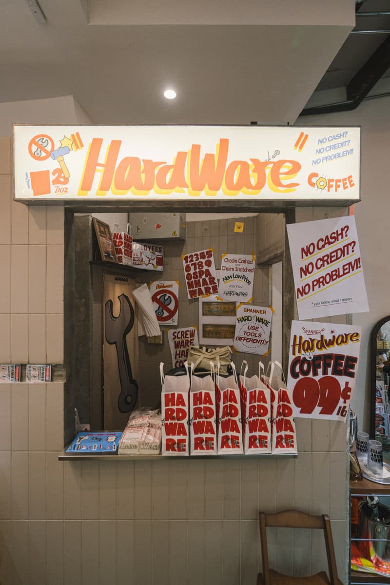 走进 Hard Ware Coffee 上海店