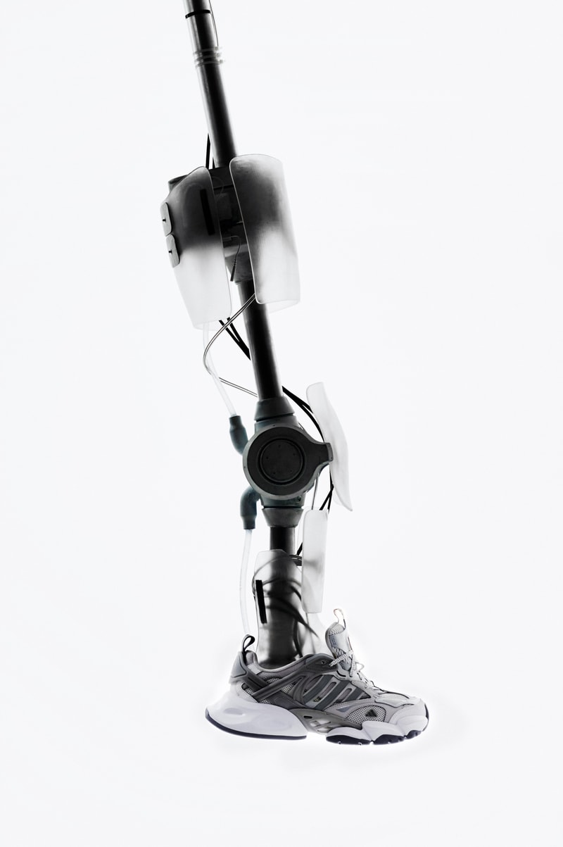 adidas Sportswear 轻运动发布先锋艺术视觉大片