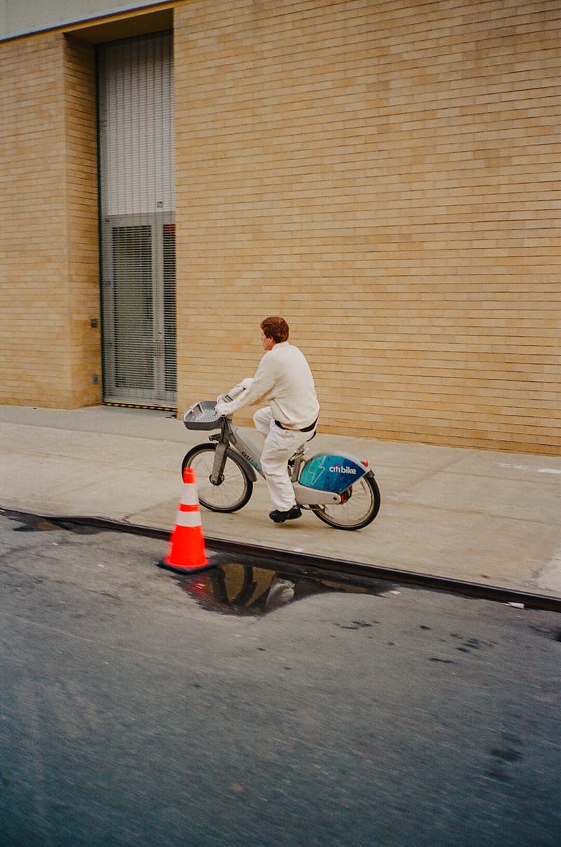 Vans 携手日本品牌 VAINL ARCHIVE 推出联名系列