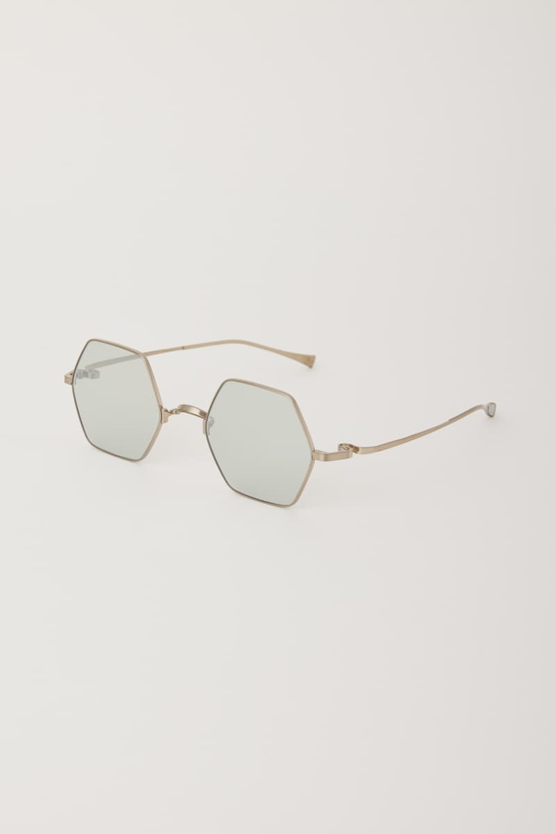 CFCL 携⼿⽇本眼镜品牌 999.9 推出「CFCL EYEWEAR」系列