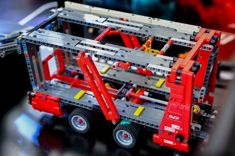 LEGO 赛车展登陆 F1 中国站格子旗音乐嘉年华