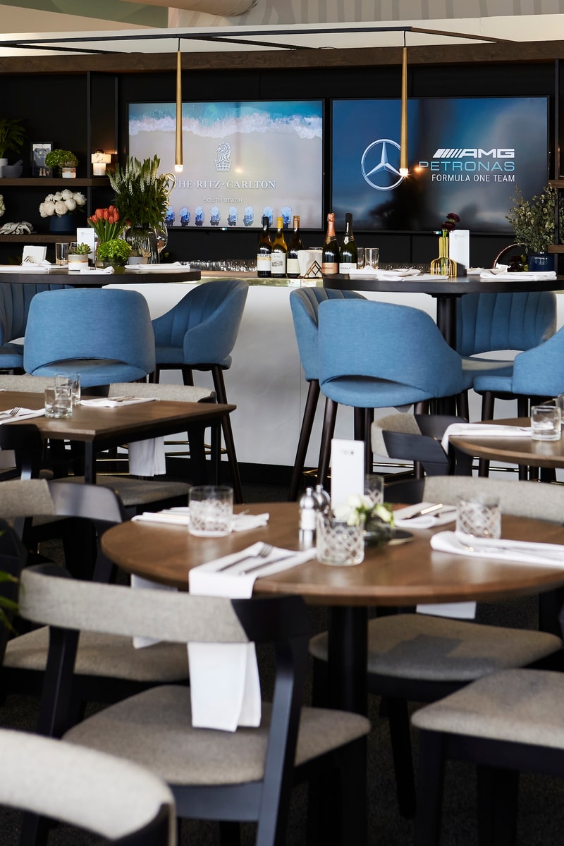 The Ritz-Carlton 携手 Mercedes-AMG PETRONAS F1 车队呈现上海站特别体验