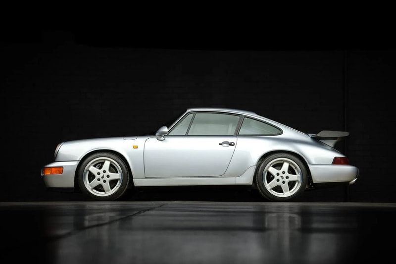 RUF 操刀 Porsche 964 RS 底盤定製車型展開拍賣