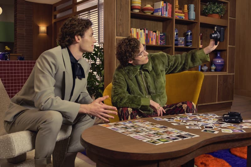 Fujifilm 推出全新即影即有相機 instax mini 99