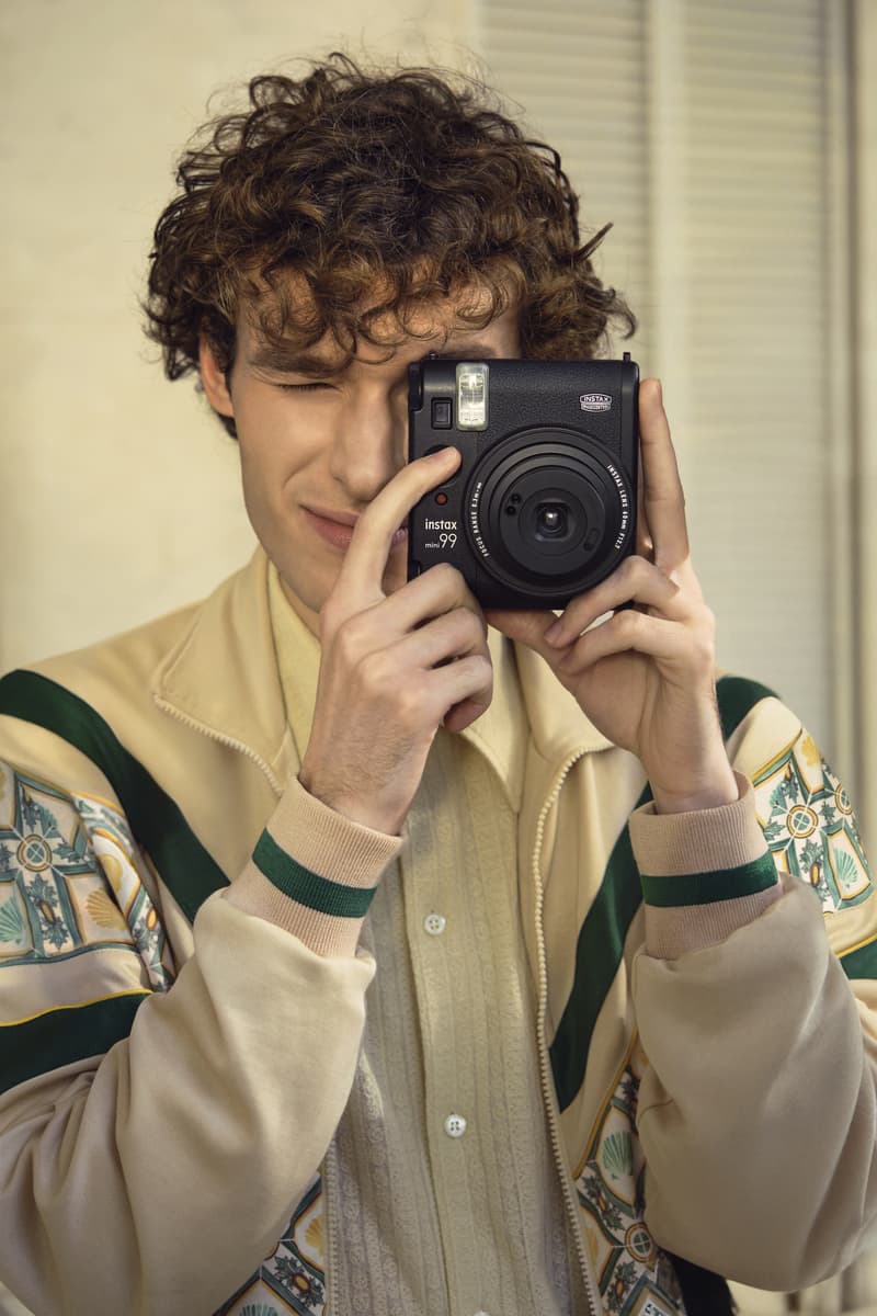 Fujifilm 推出全新即影即有相機 instax mini 99