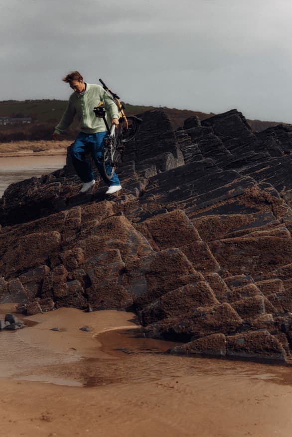 Palace Skateboards 攜手 Brompton 推出全新聯名摺疊單車