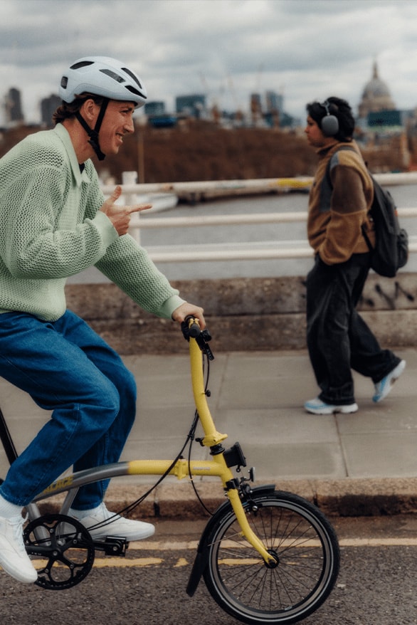 Palace Skateboards 攜手 Brompton 推出全新聯名摺疊單車