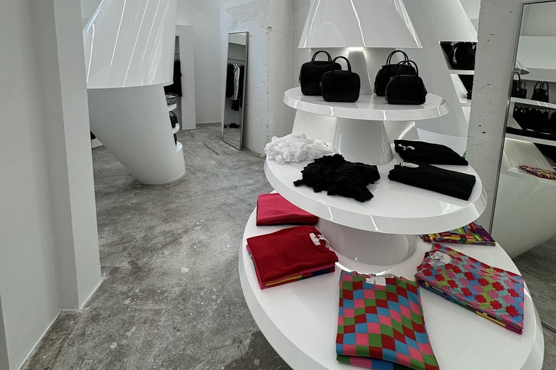 率先走進 Dover Street Market 首間巴黎旗艦店