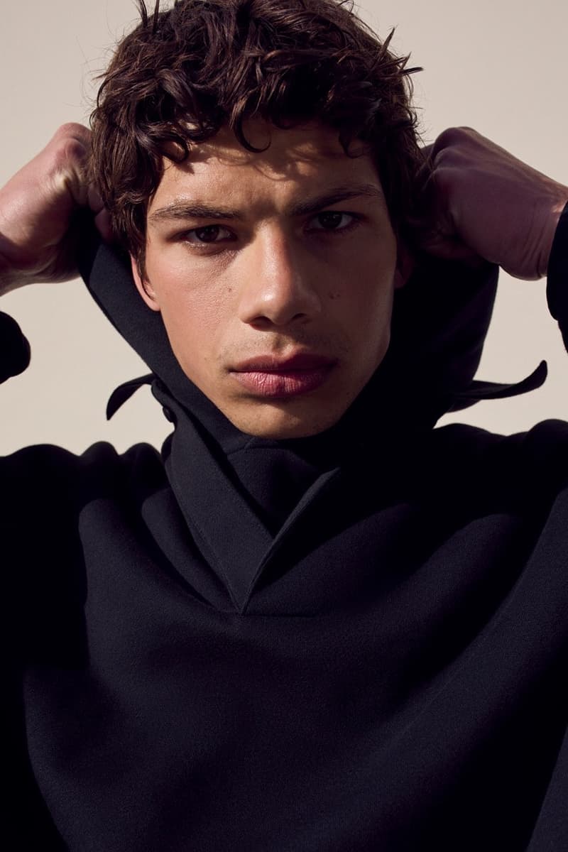 Fear of God ESSENTIALS 發佈 2024 夏季 Core 系列 Lookbook