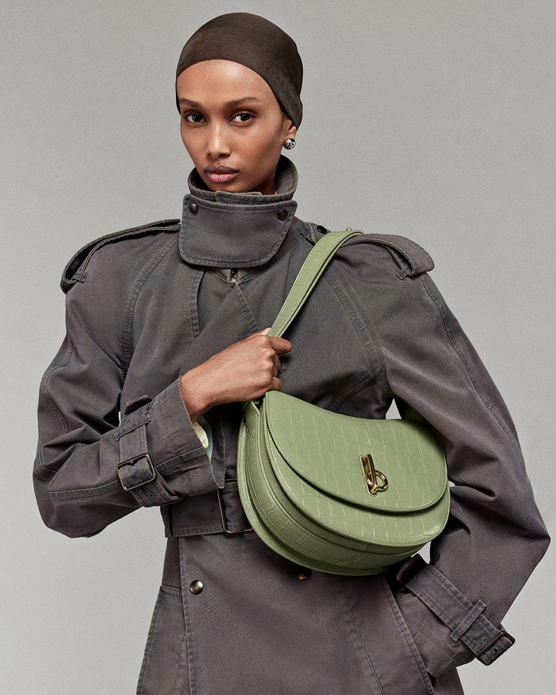 Burberry 正式发布 2025 春季系列