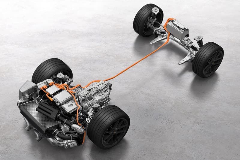 Porsche 發表史上首款混合動力油電 911