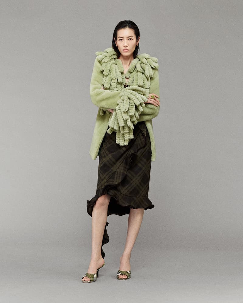 Burberry 正式发布 2025 春季系列