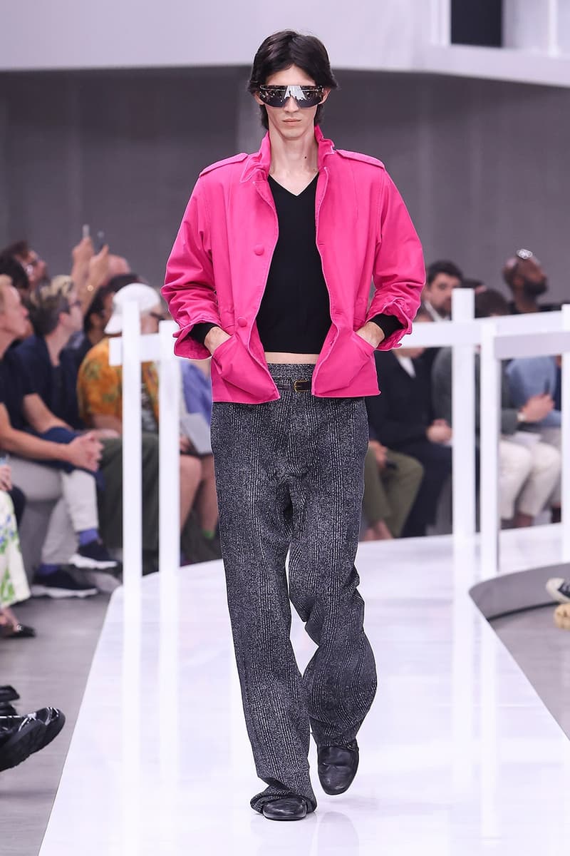 PRADA 2025 春夏系列男裝大秀「Closer」登場