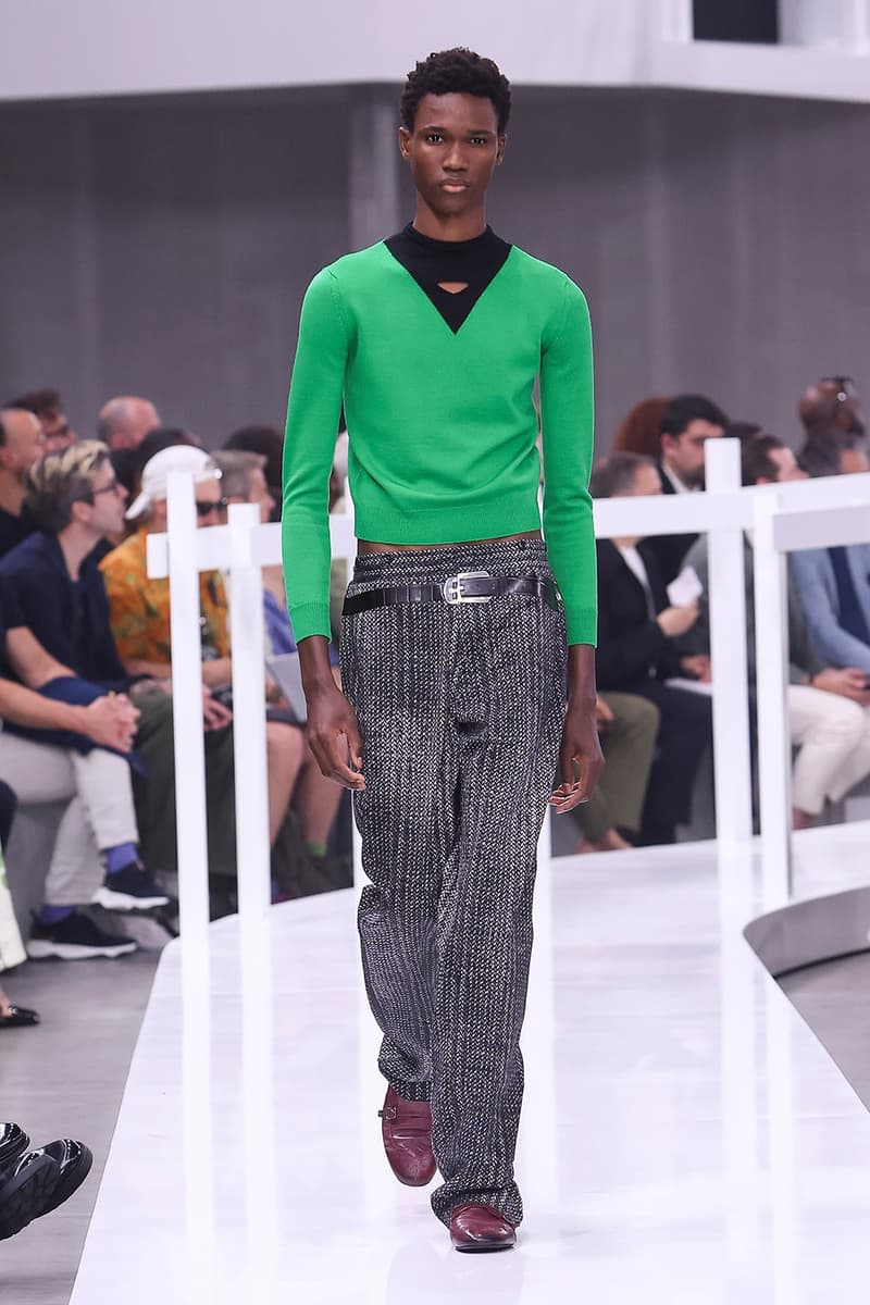 PRADA 2025 春夏系列男裝大秀「Closer」登場