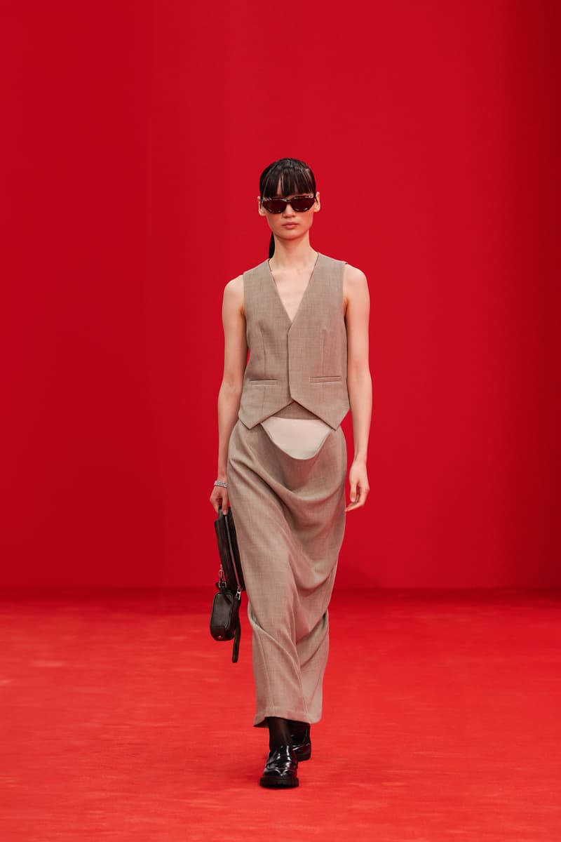 DHRUV KAPOOR 發佈 2025 春夏系列大秀