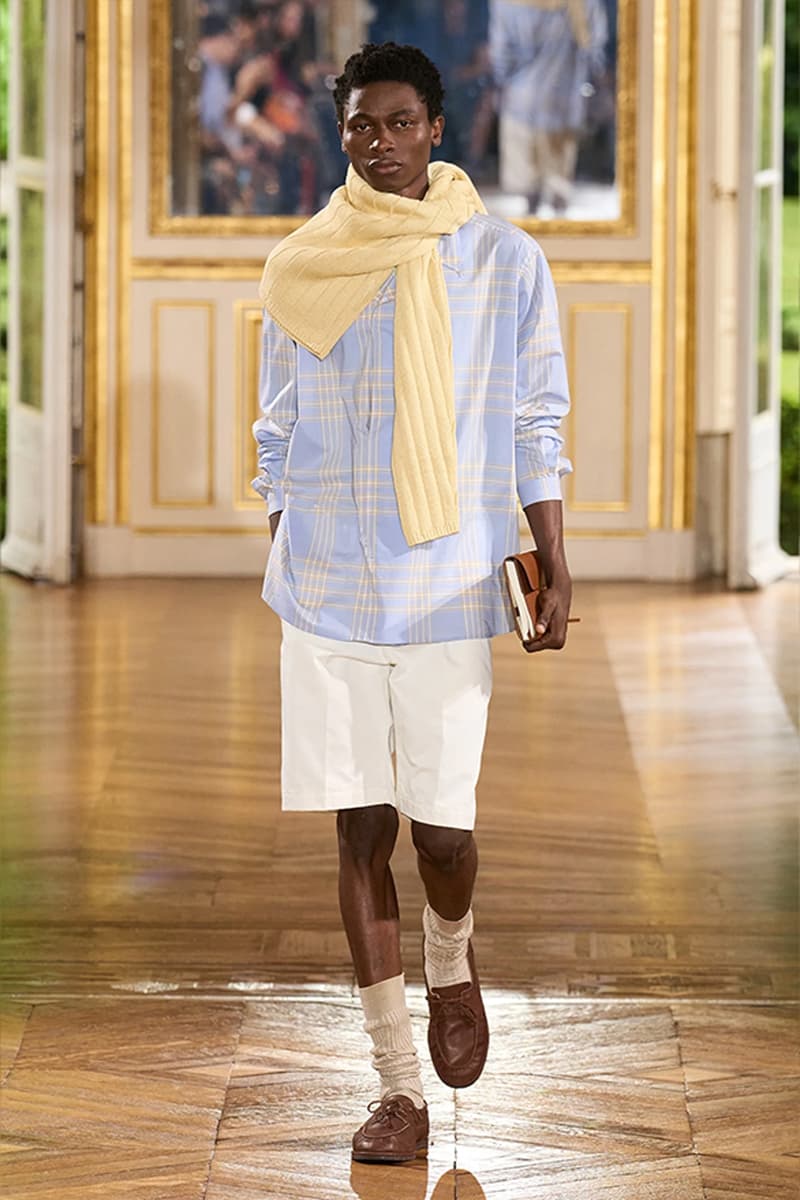 AURALEE 發佈 2025 春夏系列大秀