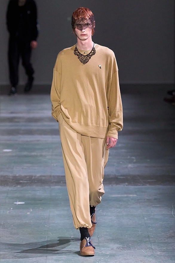 UNDERCOVER 2025 春夏系列大秀登場