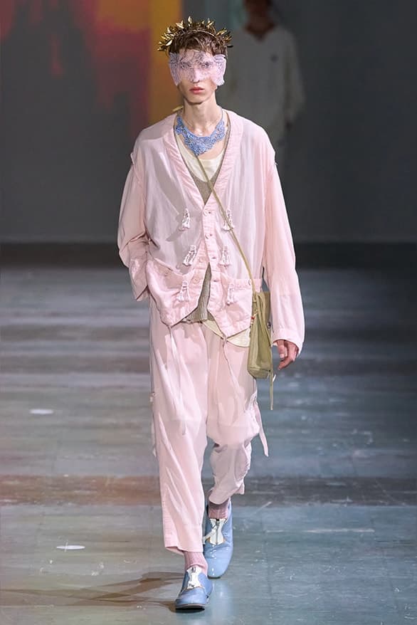 UNDERCOVER 2025 春夏系列大秀登場