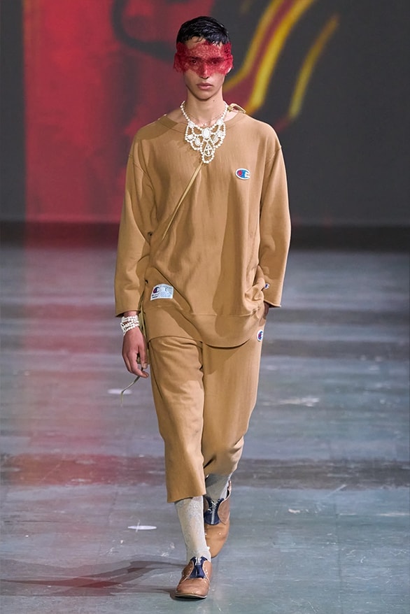 UNDERCOVER 2025 春夏系列大秀登場
