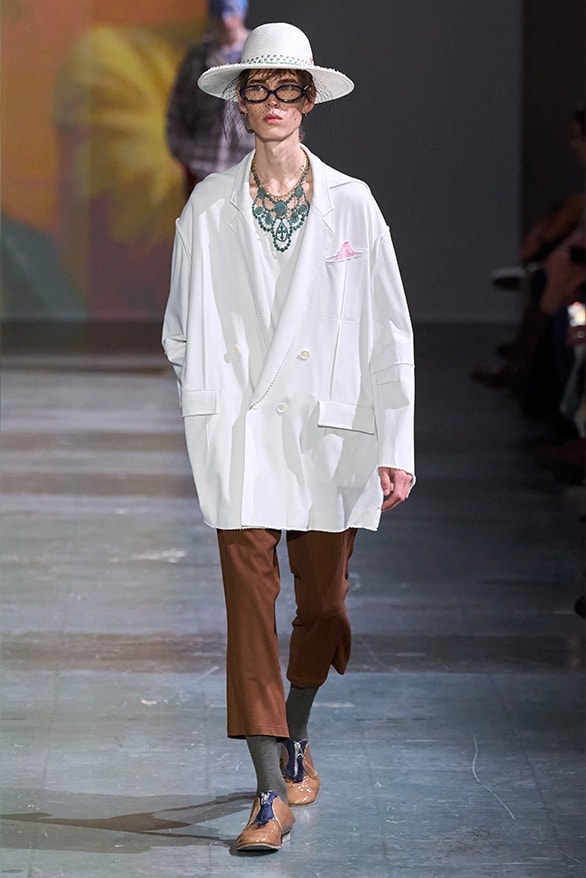 UNDERCOVER 2025 春夏系列大秀登場
