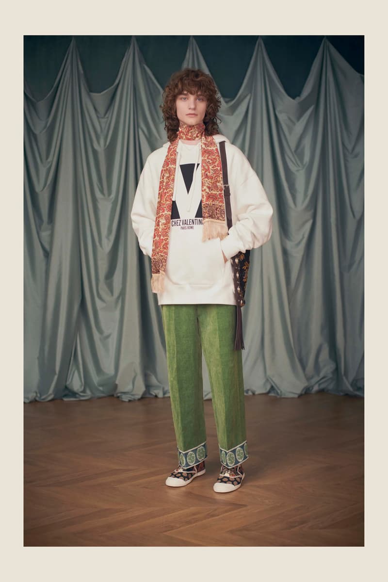 華麗轉身！Alessandro Michele 執掌 Valentino 2025 最新度假系列登場