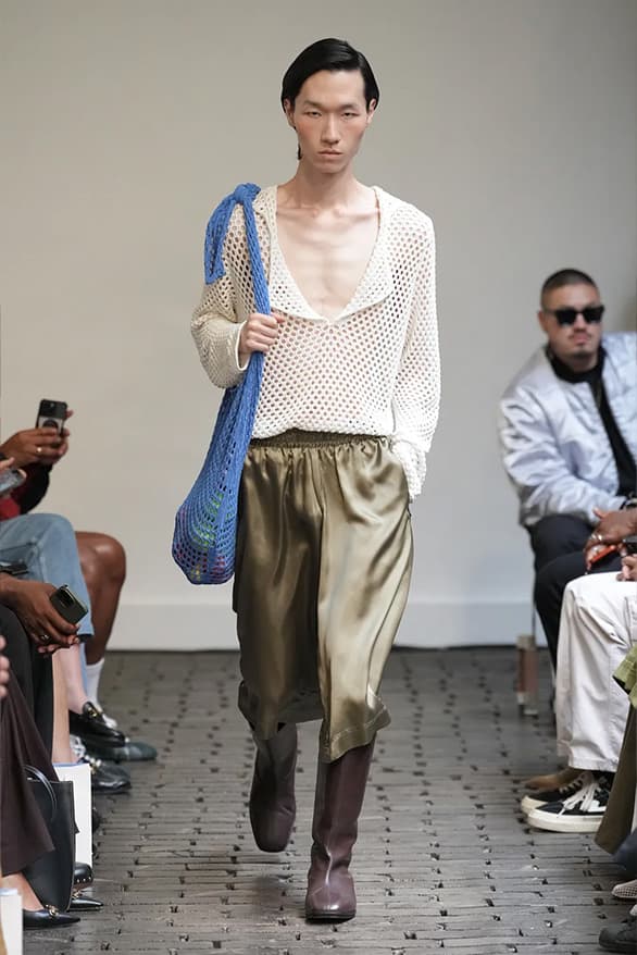 Bianca Saunders 發佈 2025 春夏系列大秀