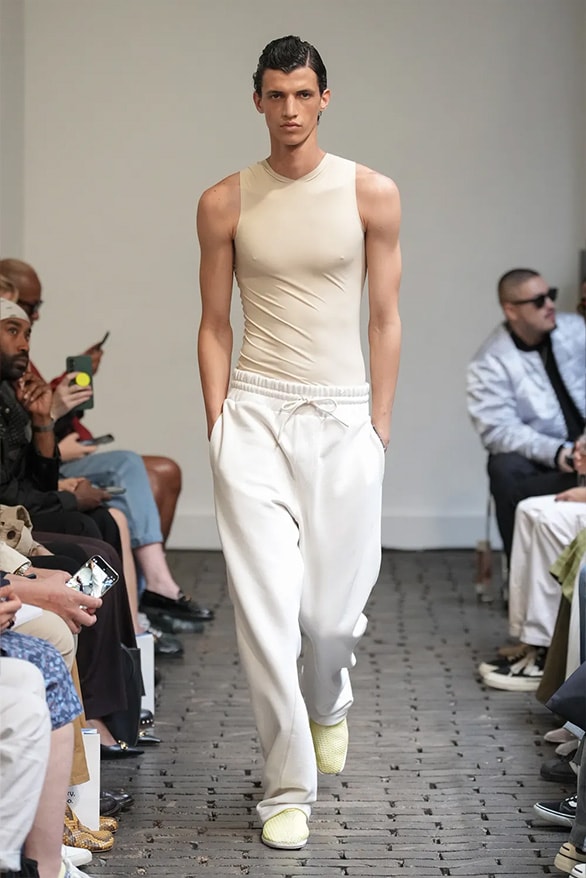 Bianca Saunders 發佈 2025 春夏系列大秀