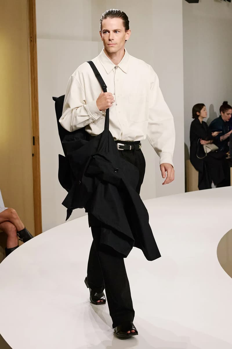 LEMAIRE 發佈 2025 春夏系列大秀