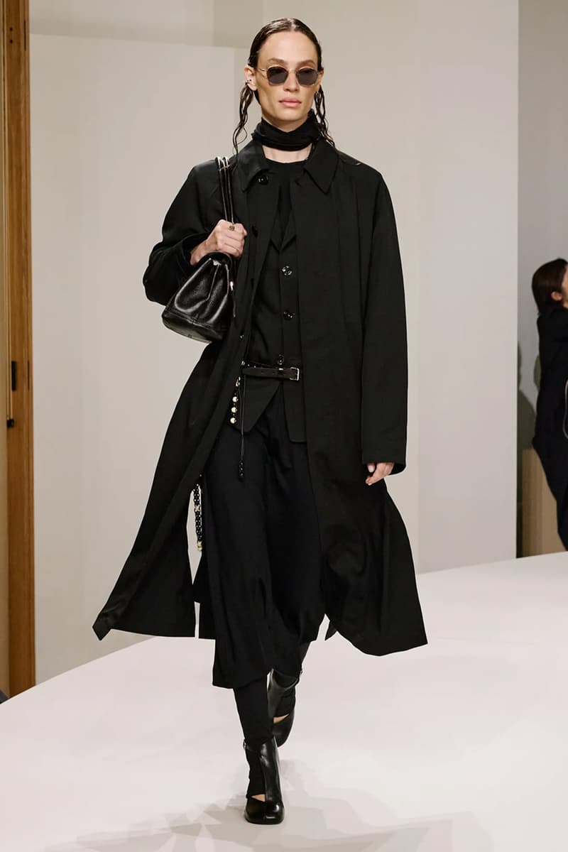 LEMAIRE 發佈 2025 春夏系列大秀