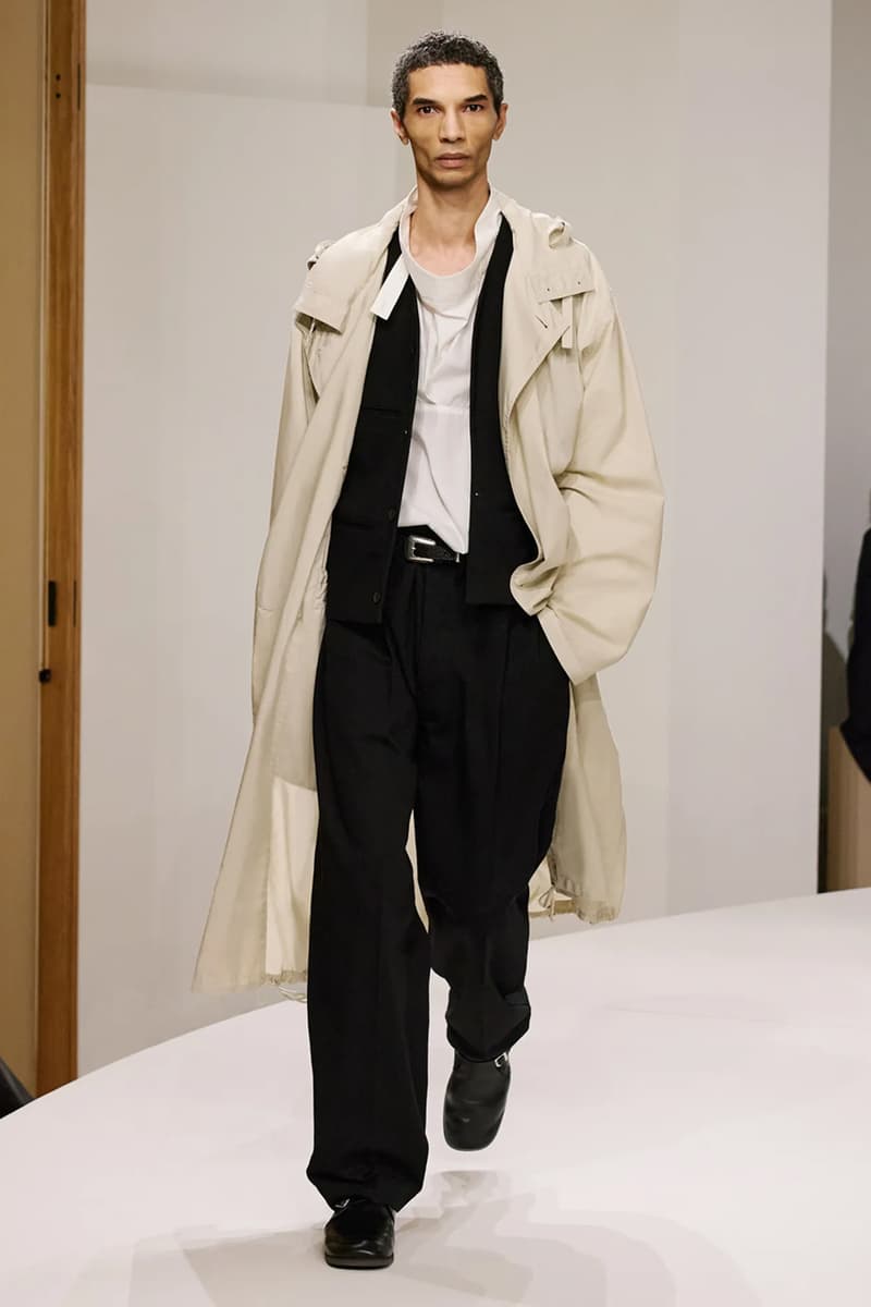 LEMAIRE 發佈 2025 春夏系列大秀