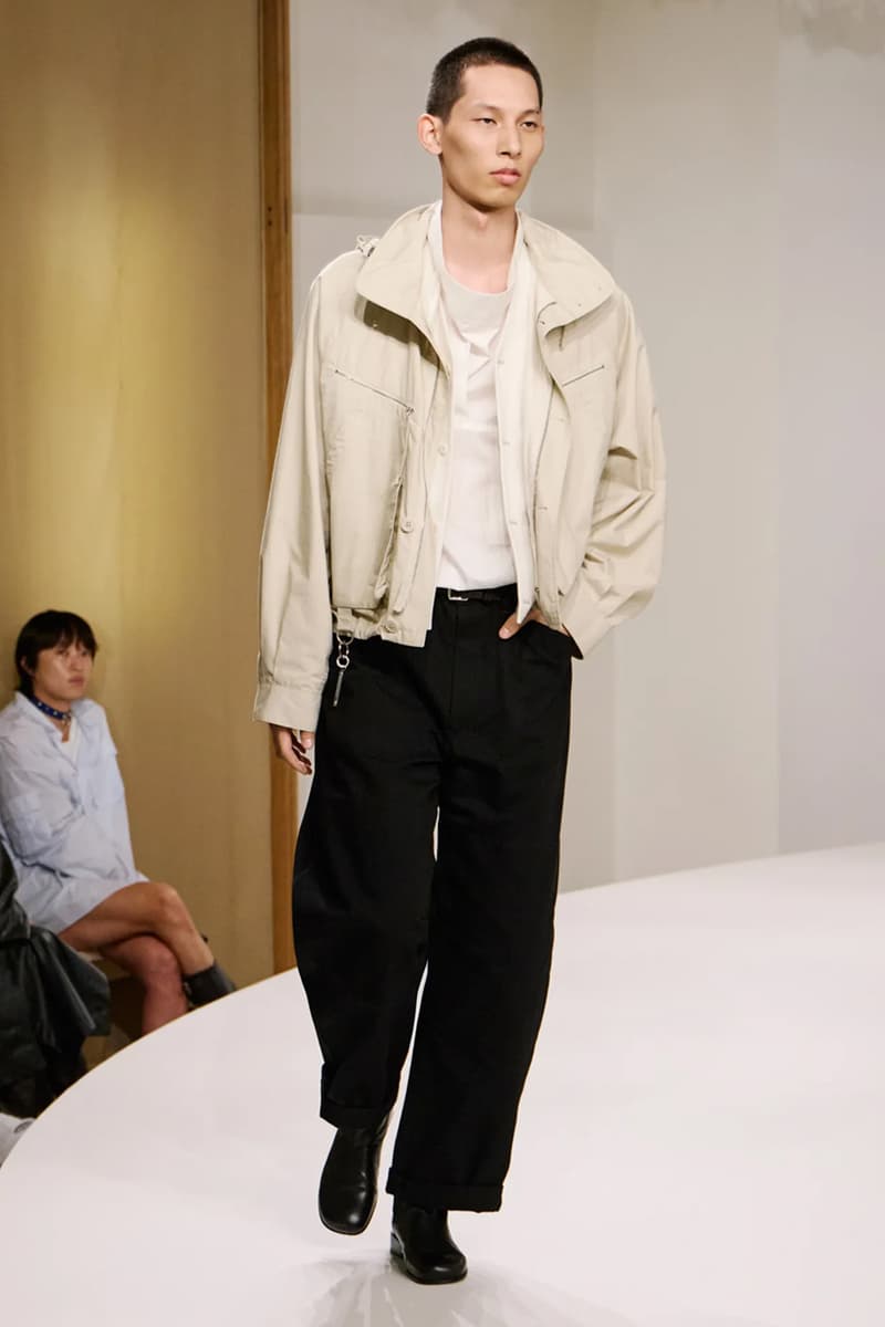 LEMAIRE 發佈 2025 春夏系列大秀