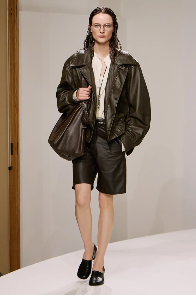 LEMAIRE 發佈 2025 春夏系列大秀