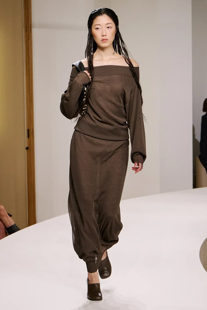 LEMAIRE 發佈 2025 春夏系列大秀