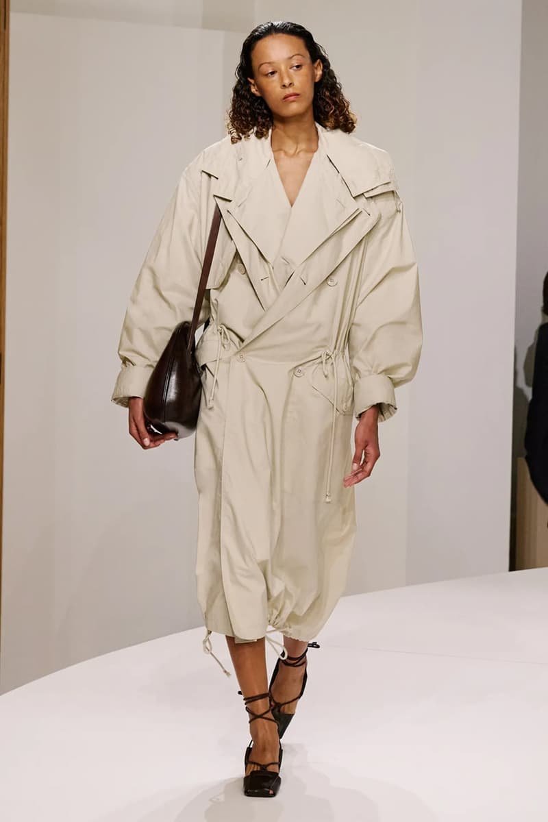 LEMAIRE 發佈 2025 春夏系列大秀